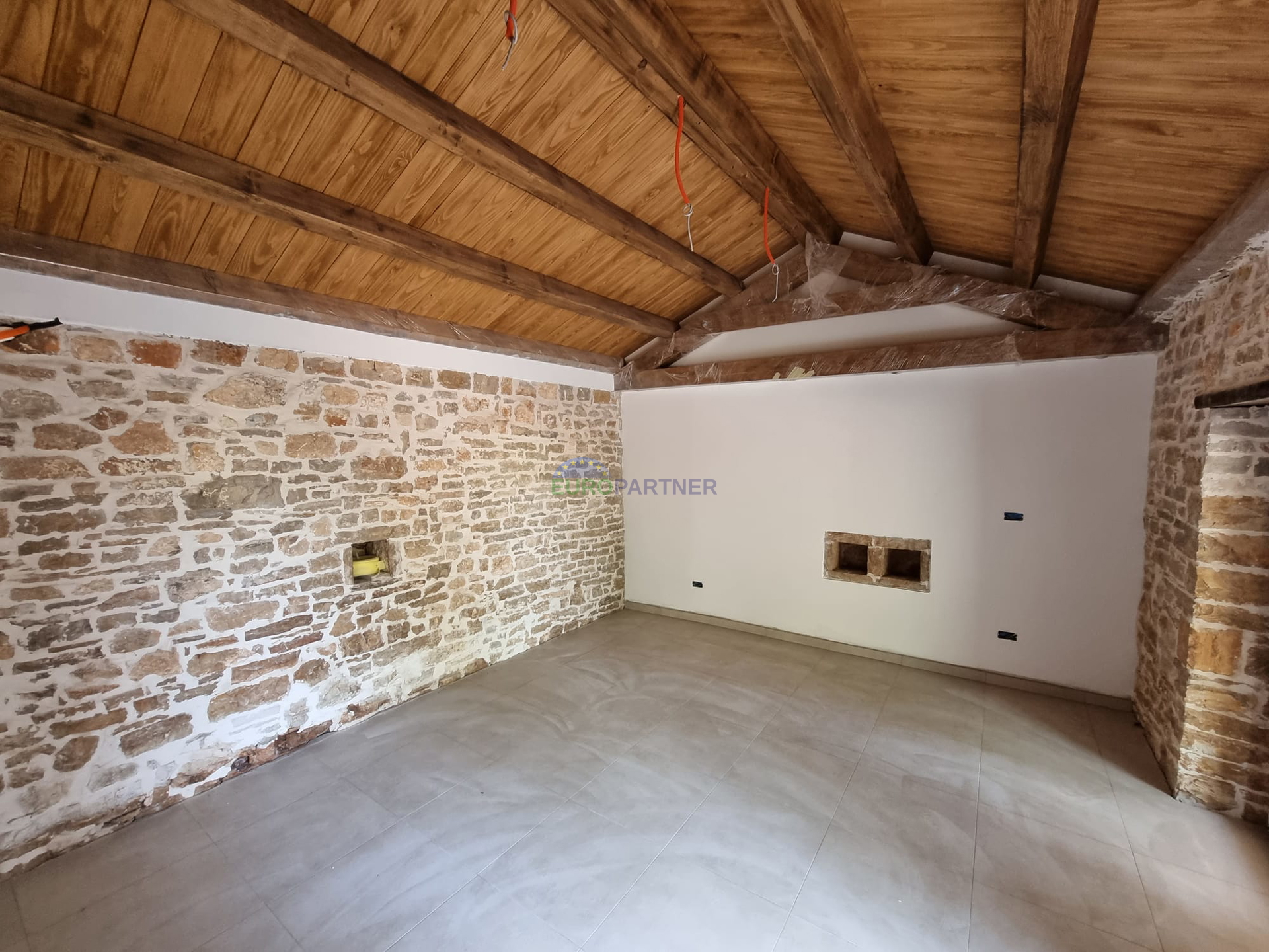 Predivna stancija u okolici Barbana